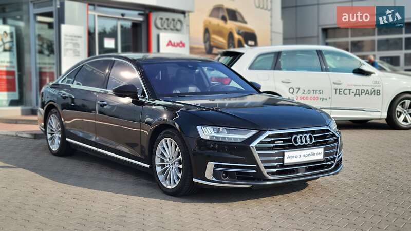 Седан Audi A8 2018 в Хмельницькому