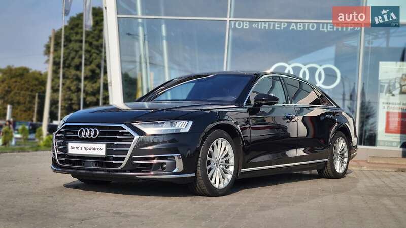 Седан Audi A8 2018 в Хмельницькому