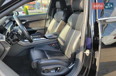 Седан Audi A8 2018 в 