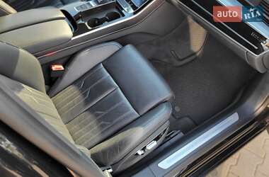 Седан Audi A8 2018 в 