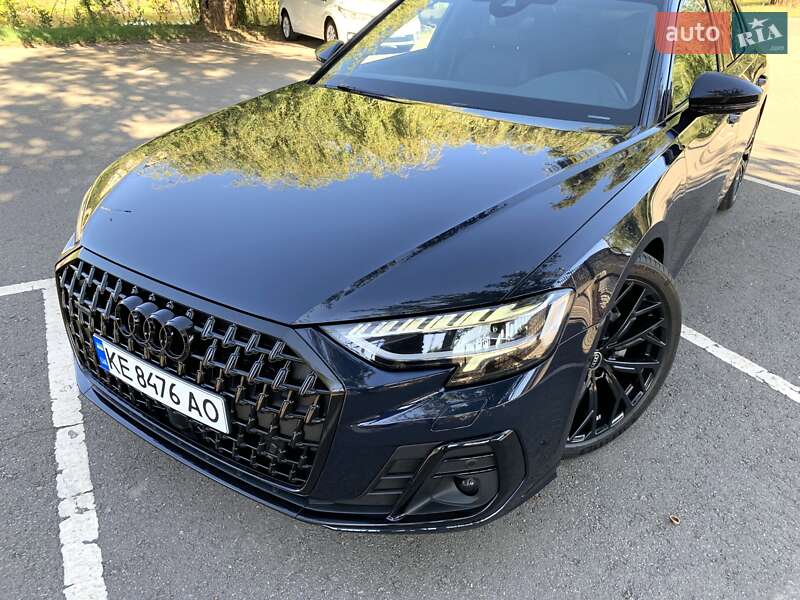 Седан Audi A8 2023 в Кривом Роге