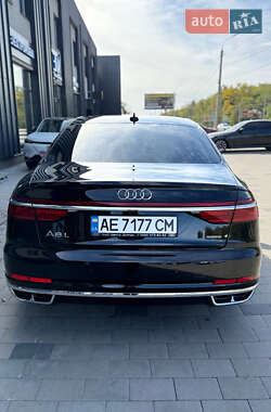 Седан Audi A8 2021 в 