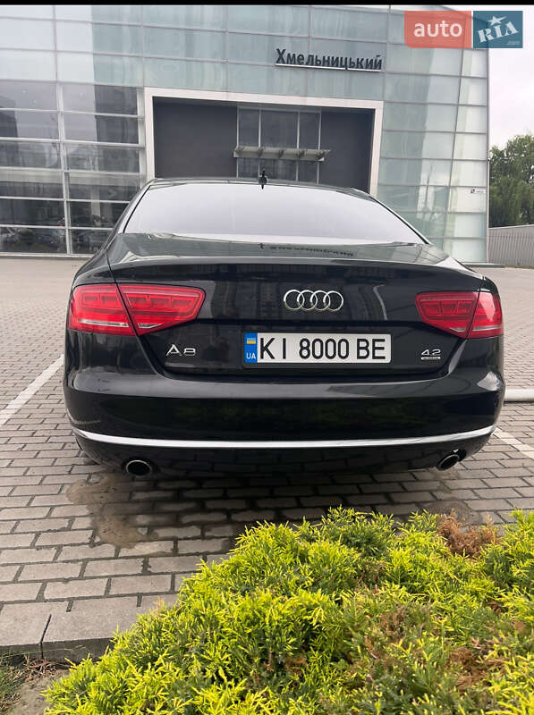 Седан Audi A8 2011 в Хмельницком