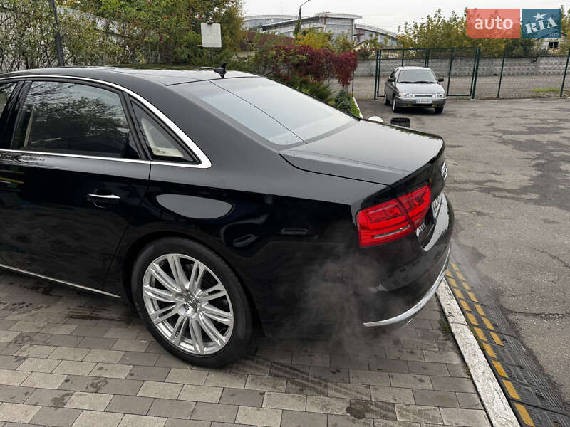 Седан Audi A8 2011 в Києві