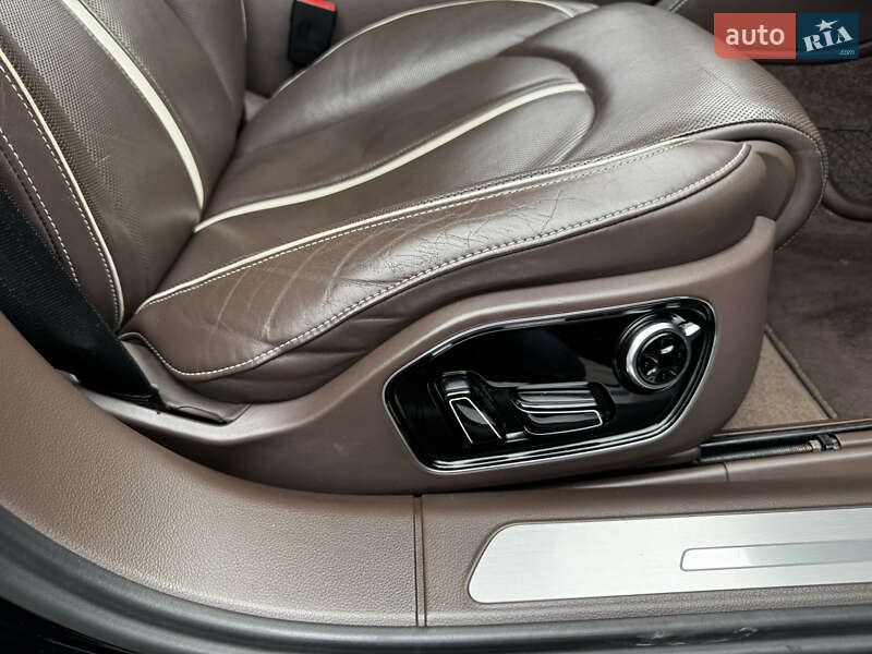 Седан Audi A8 2011 в Києві