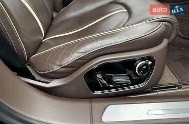Седан Audi A8 2011 в 