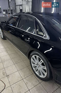 Седан Audi A8 2011 в 