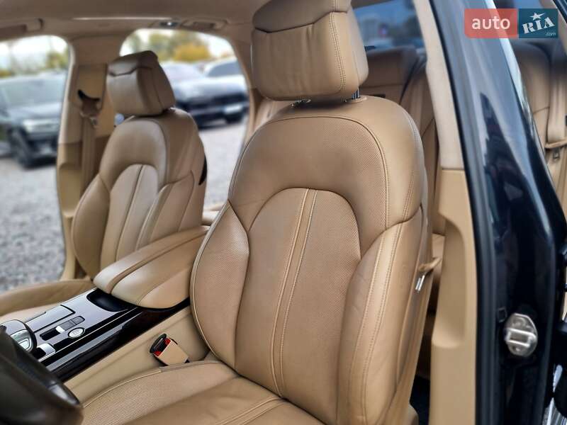 Седан Audi A8 2014 в Києві