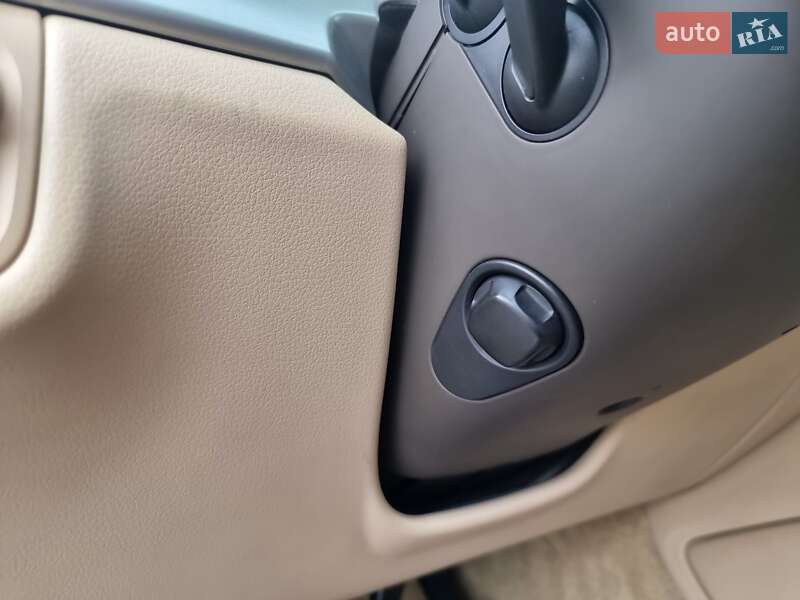 Седан Audi A8 2014 в Києві