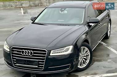 Седан Audi A8 2014 в 