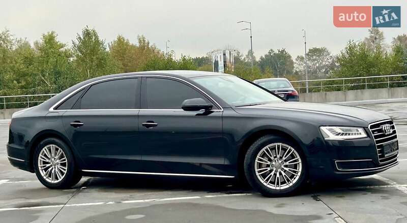 Седан Audi A8 2014 в Киеве