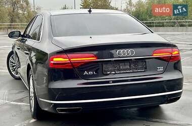 Седан Audi A8 2014 в 
