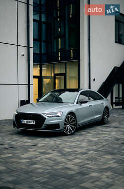 Седан Audi A8 2019 в Рівному