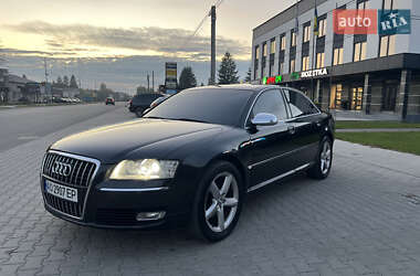 Седан Audi A8 2005 в 