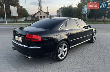 Седан Audi A8 2005 в 