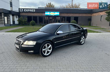 Седан Audi A8 2005 в 