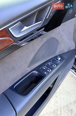 Седан Audi A8 2012 в 
