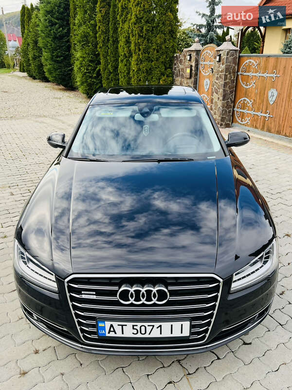 Седан Audi A8 2014 в Надвірній