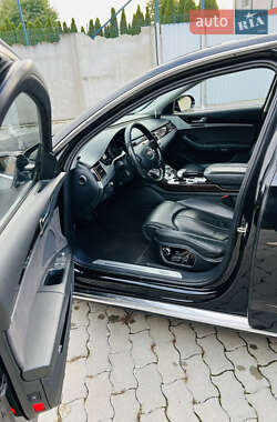 Седан Audi A8 2014 в 