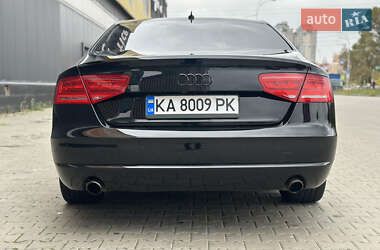 Седан Audi A8 2010 в 
