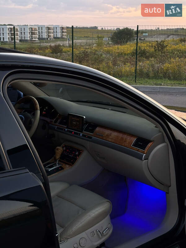 Седан Audi A8 2008 в Рівному