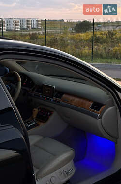 Седан Audi A8 2008 в 