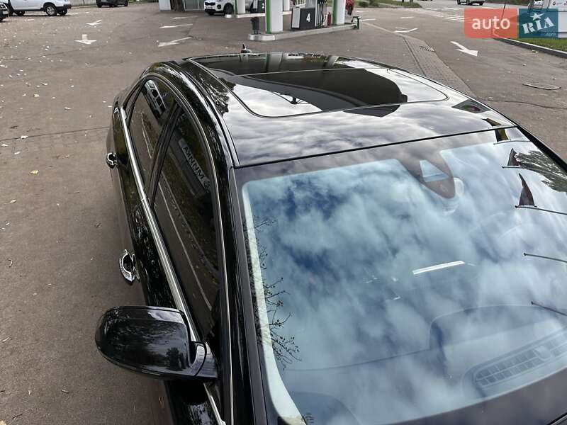 Седан Audi A8 2013 в Киеве
