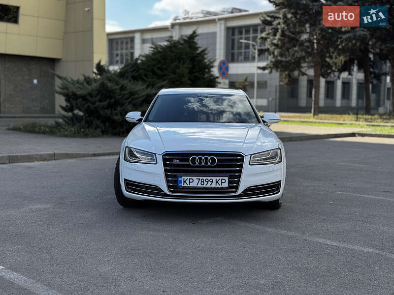 Седан Audi A8 2014 в Запорожье
