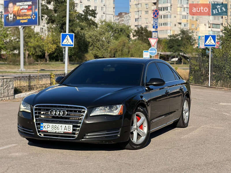 Седан Audi A8 2013 в Харькове