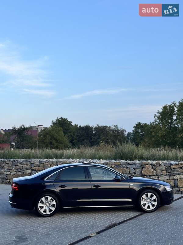 Седан Audi A8 2011 в Івано-Франківську