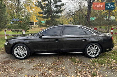 Седан Audi A8 2017 в 
