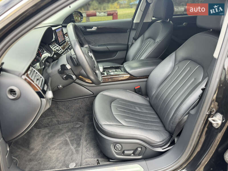 Седан Audi A8 2017 в Харькове