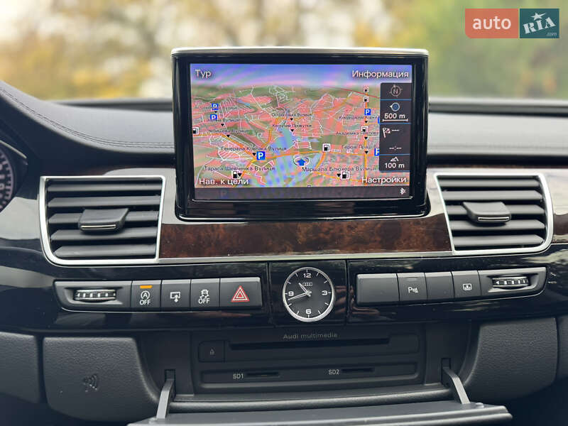 Седан Audi A8 2017 в Харькове