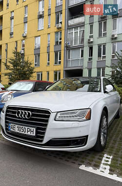 Седан Audi A8 2016 в Києві