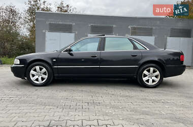 Седан Audi A8 2001 в 