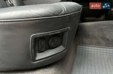 Седан Audi A8 2001 в 