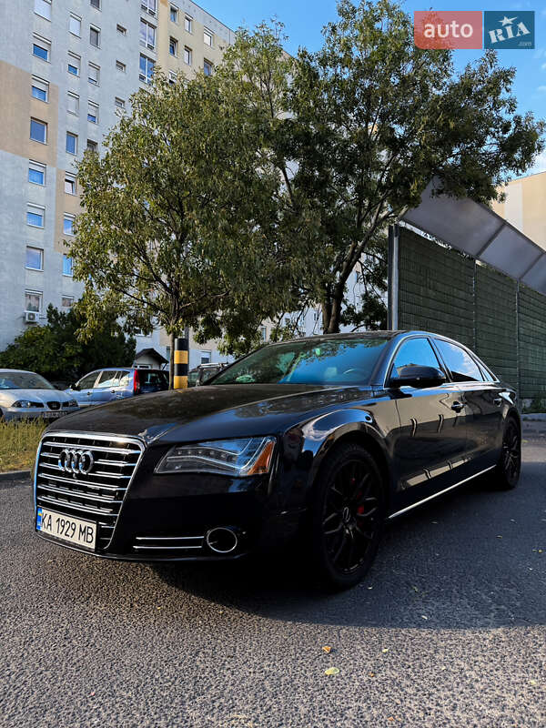 Седан Audi A8 2014 в 
