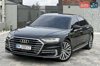 Седан Audi A8 2018 в 