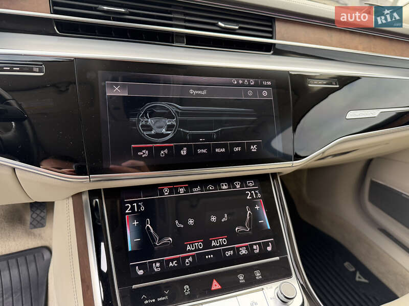 Седан Audi A8 2018 в Ровно