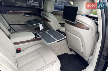Седан Audi A8 2018 в 