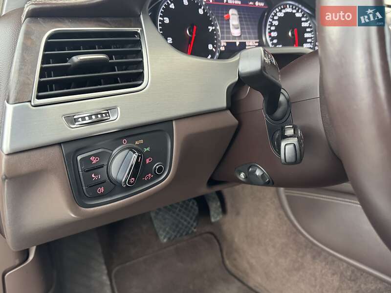Седан Audi A8 2012 в Тернополе фото 123 Седан Audi A8 2012 в Тернополе