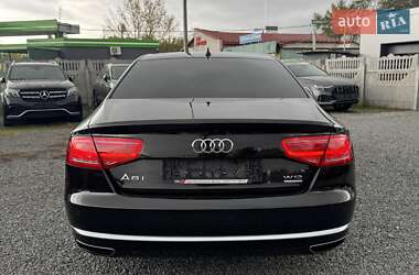 Седан Audi A8 2012 в 