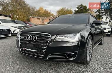 Седан Audi A8 2012 в 