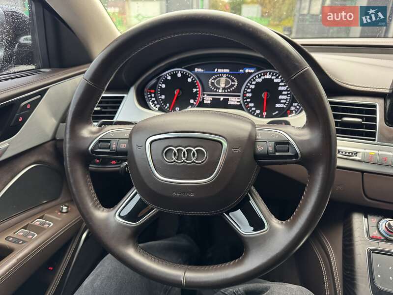 Седан Audi A8 2012 в Тернополе фото 68 Седан Audi A8 2012 в Тернополе