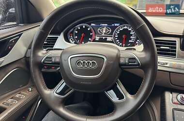 Седан Audi A8 2012 в 