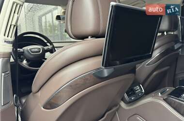 Седан Audi A8 2012 в 