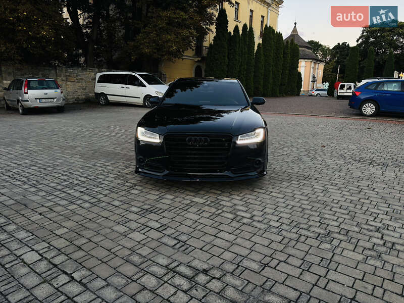 Седан Audi A8 2015 в Хмельницком