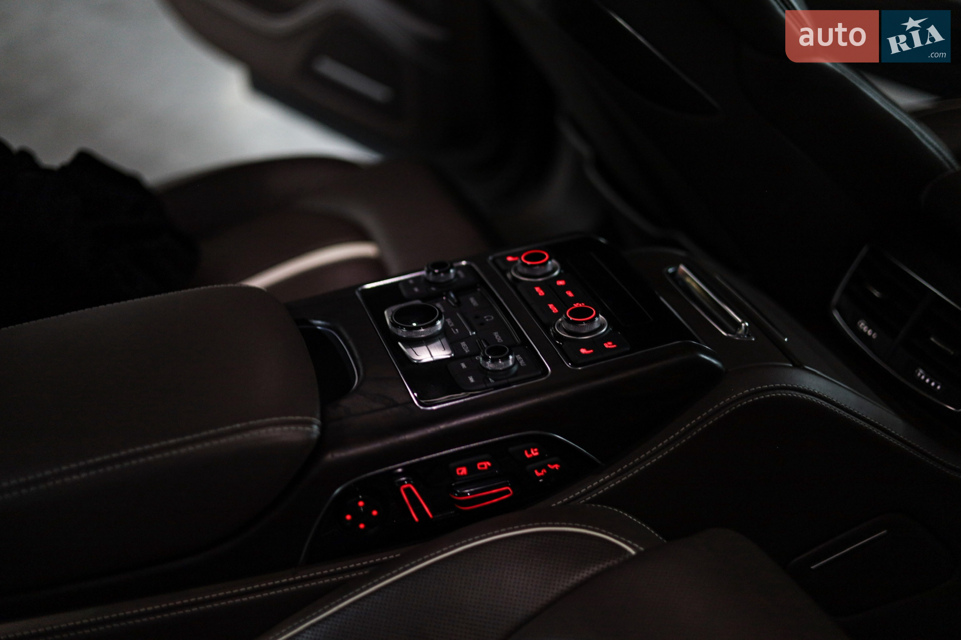 2013 Audi A8 - мініатюра 12
