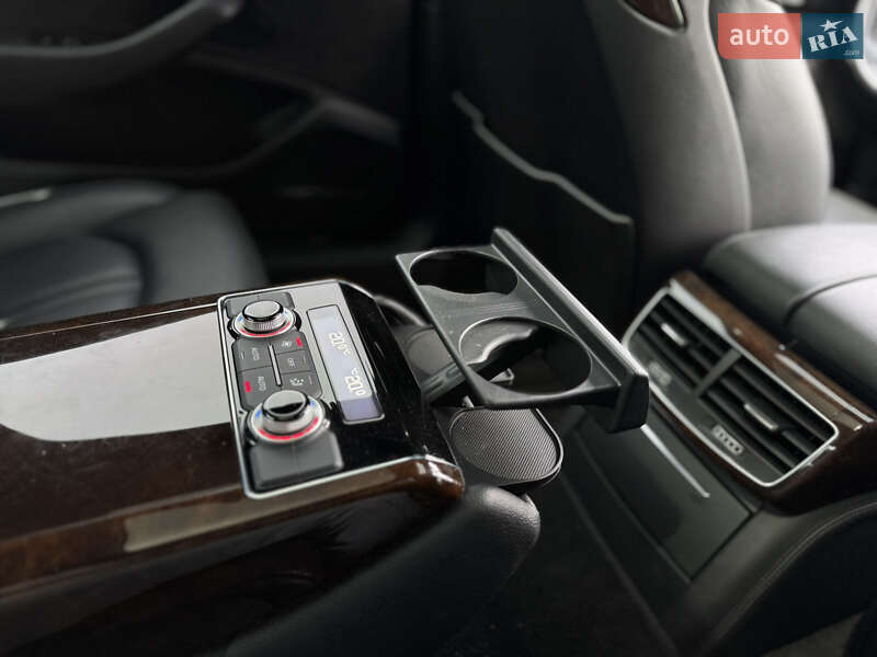 Седан Audi A8 2014 в Києві фото 36 Седан Audi A8 2014 в Києві