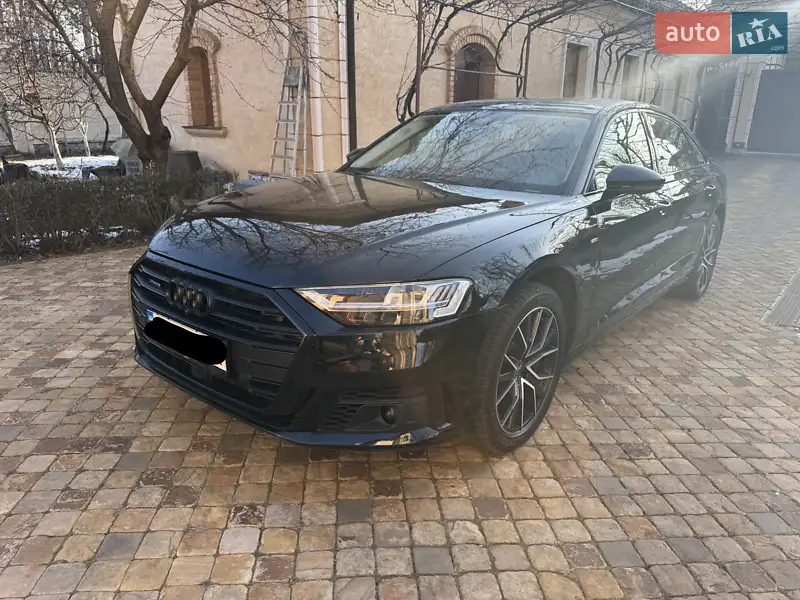 Audi A8